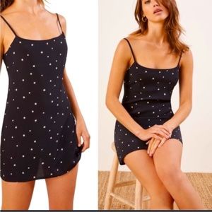 REFORMATION MINI BLACK STARS DRESS 🌟size 4